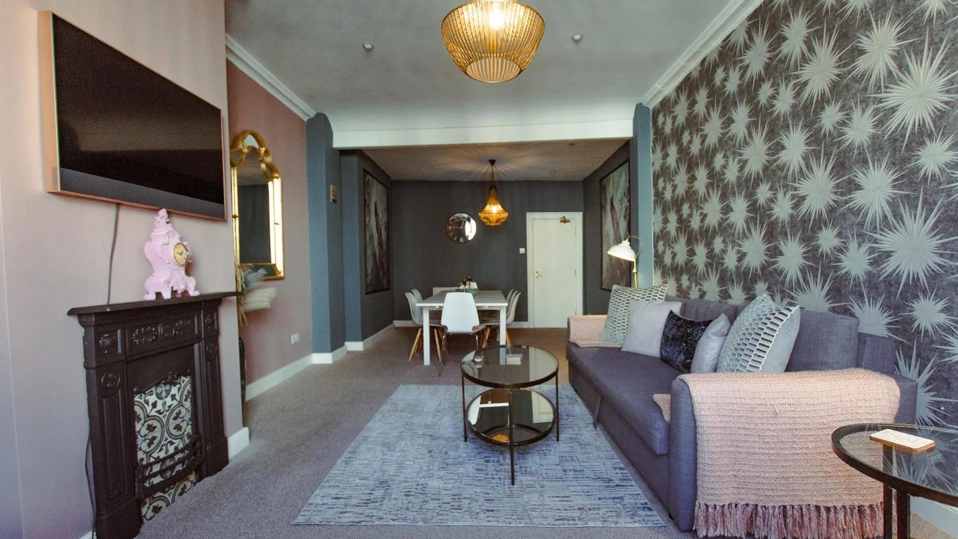 Apartment Built 1804 Caldecott Town House On The Rows By Rework Accommodation Chester United Kingdom